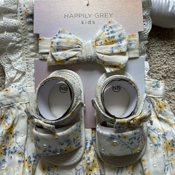 Floral Romper Outfit Set - Picture 8 of 11